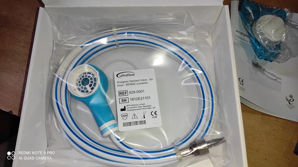 Ultraflow Analgesic Demand Valve with 3m Connector Hose BS5682 for medical gas provide