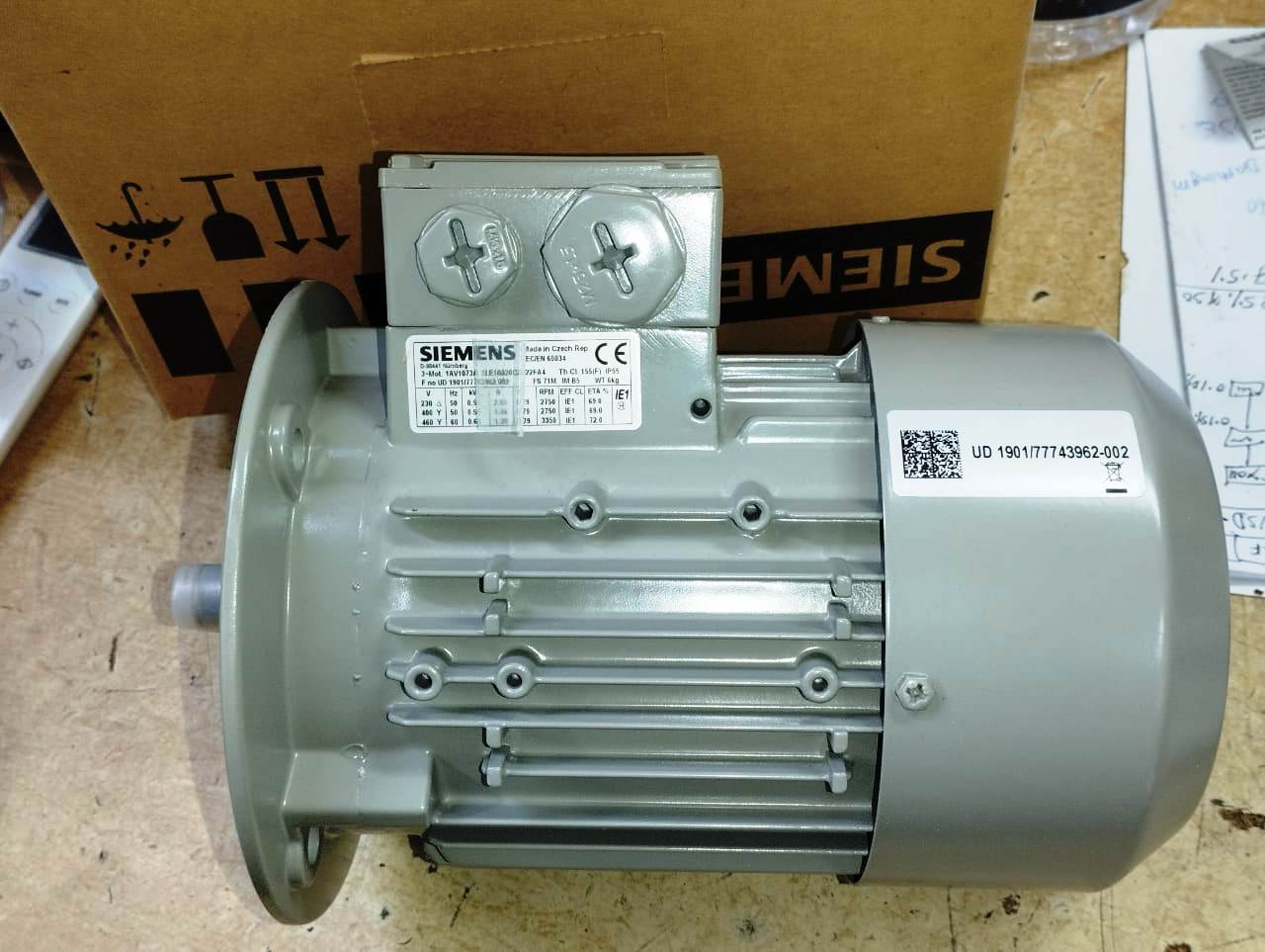 3~Mot. 1AV1073A Motor Siemens |Original| - Image 4