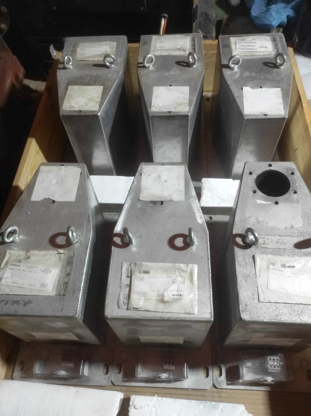 Siemens Voltage Transformer (CTBT) 12/28/75kV | Original | - Image 2