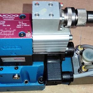 Moog D633-7105 D682Z4718F Servo Proportional Valve for precise hydraulic control
