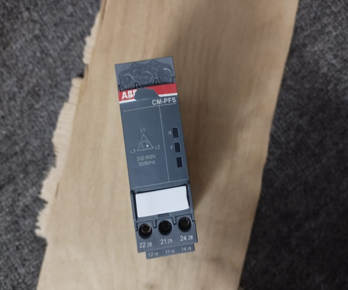 ABB CM-PFS.S Three-Phase Phase Sequence Monitoring Relay 1SVR730824R9300 |New and Original Stock| - Image 2