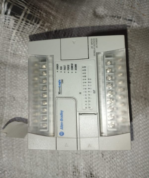 Allen Bradley Micrologix 1200 PLC 1762-L24BXB programmable logic controller